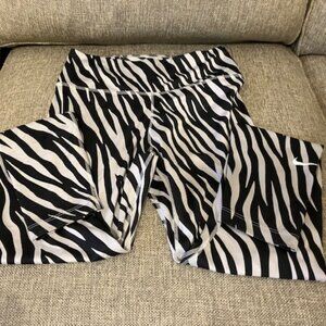 Nike Dri-Fit Zebra Print Athletic Small Leggings